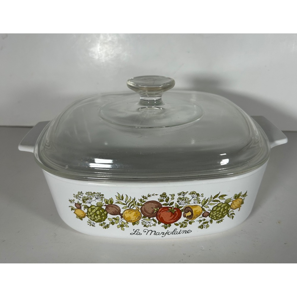 Corning Ware La Marjolaine 2 Quart Casserole Dish A-2-B with Pyrex Lid A-9-C